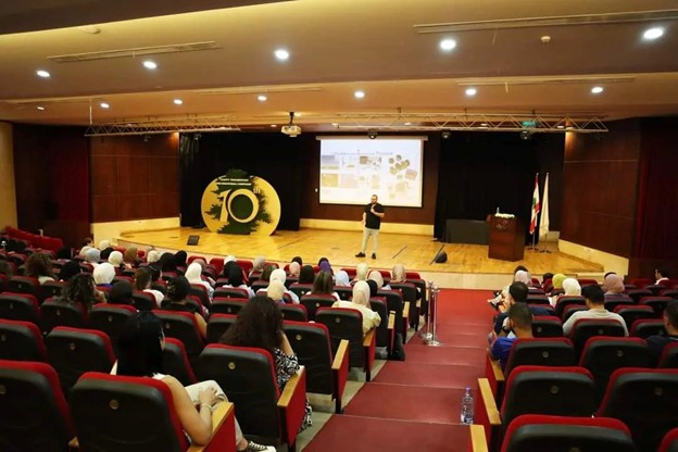 EdTech Hub Partners with Al Arz Educational Compound for Innovative Learning 1