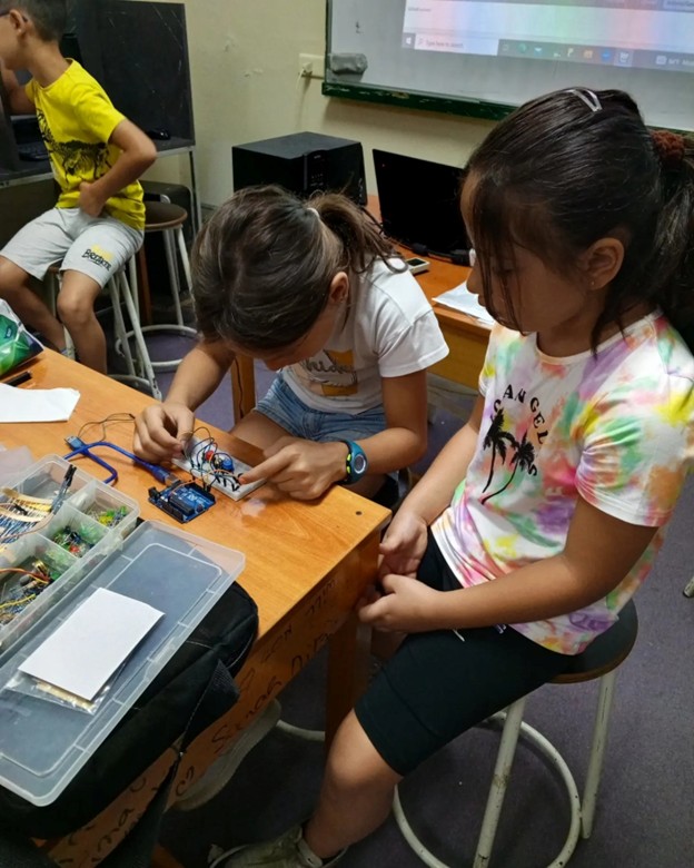 Robotics Fun at Ecole Saint George Bsalim Summer Camp! 1